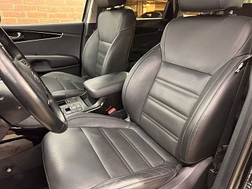 Kia , 2019г., полный привод, автомат