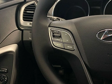 Hyundai Santa Fe, 2014г, передний привод, автомат