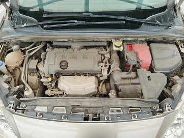Peugeot 408, 2013г, передний привод, механика
