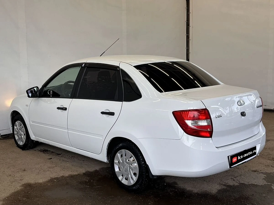 Lada (ВАЗ) Granta, 2018г., передний привод, механика