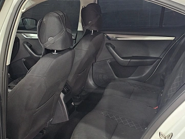 Skoda Octavia, 2019г, передний привод, автомат