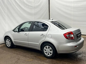 Suzuki SX4, 2010г, передний привод, автомат