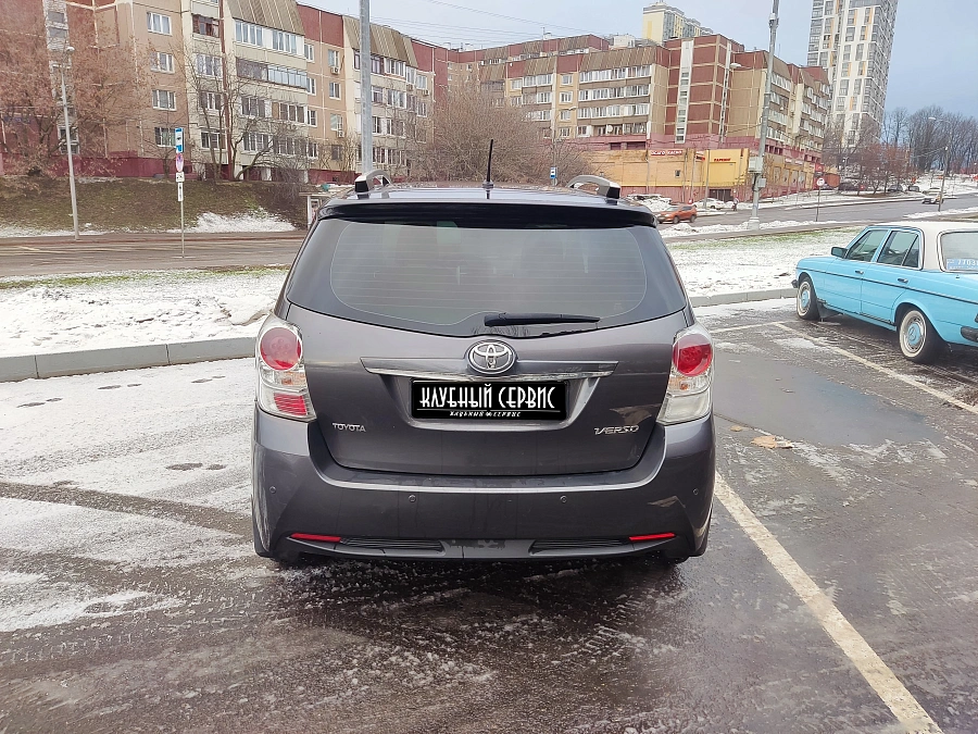 Toyota Verso, 2013г., передний привод, вариатор