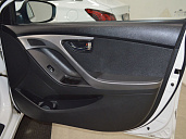Hyundai Elantra, 2013г., передний привод, автомат