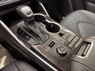 Toyota Highlander, 2026г, полный привод, автомат