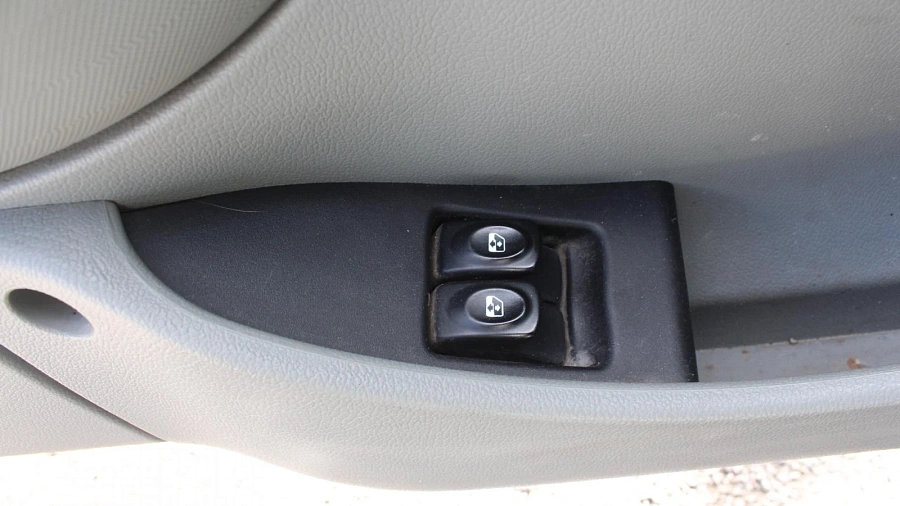 Renault Kangoo, 2006г., передний привод, механика