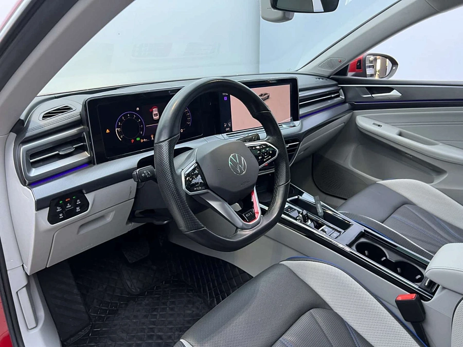 Volkswagen Lamando, 2022г., передний привод, робот