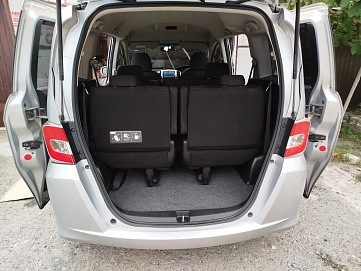 Honda Freed, 2015г, передний привод, вариатор
