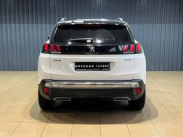 Peugeot 3008, 2018г, передний привод, автомат