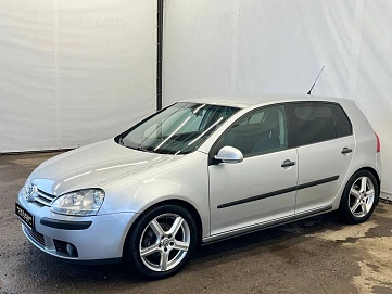 Volkswagen Golf, 2008г, передний привод, автомат