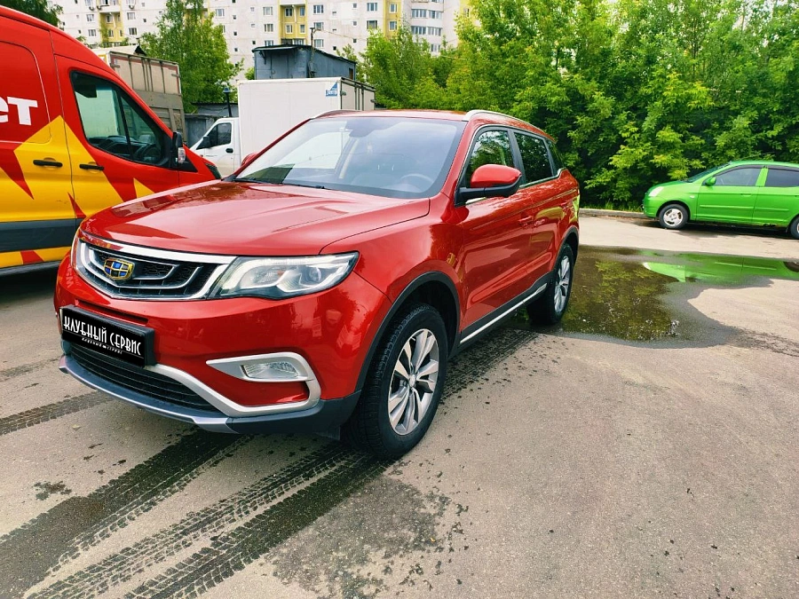 Geely Atlas, 2021г., передний привод, автомат