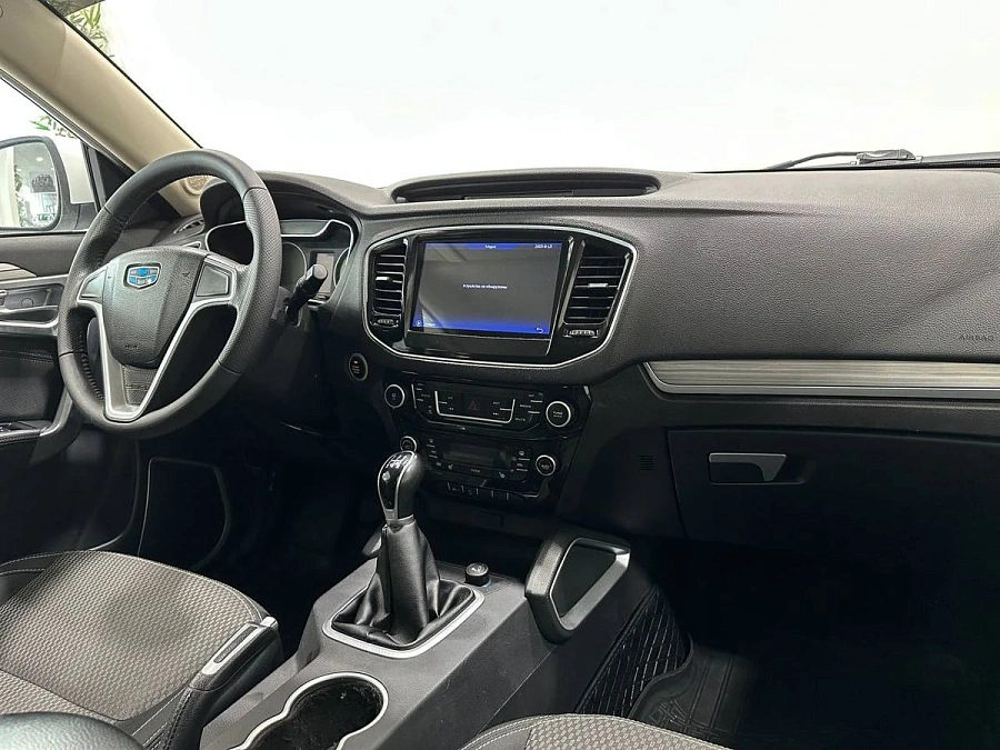 Geely Emgrand X7, 2019г., передний привод, механика
