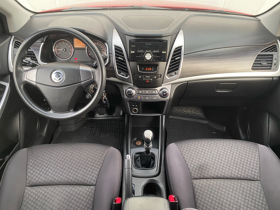 SsangYong Actyon, 2014г., передний привод, механика