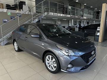 Hyundai Solaris, 2021г, передний привод, автомат