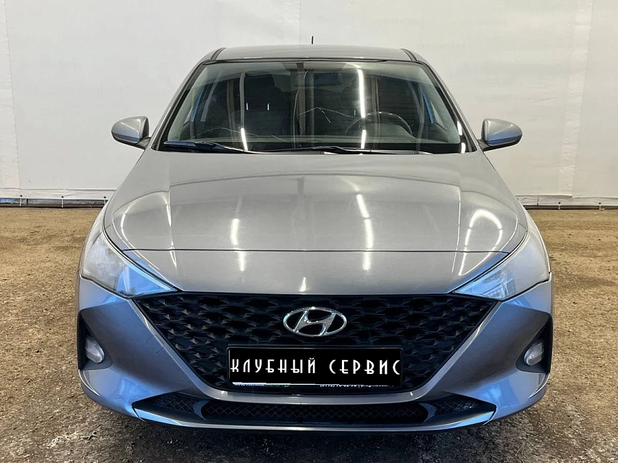 Hyundai Solaris, 2020г., передний привод, автомат