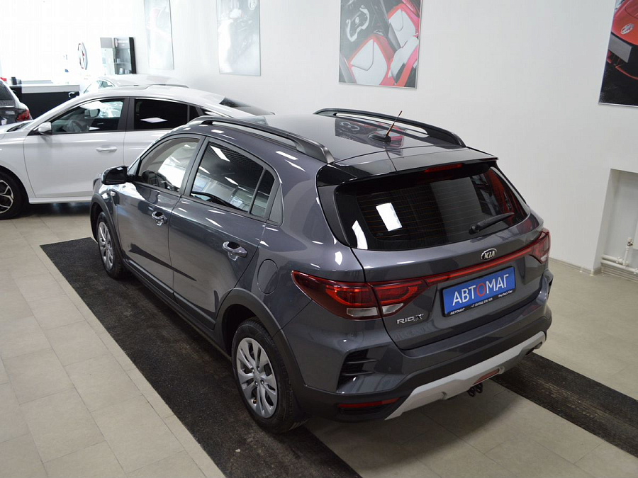 Kia , 2021г., передний привод, автомат
