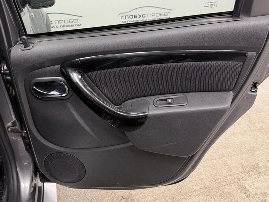 Renault Duster, 2019г., полный привод, механика