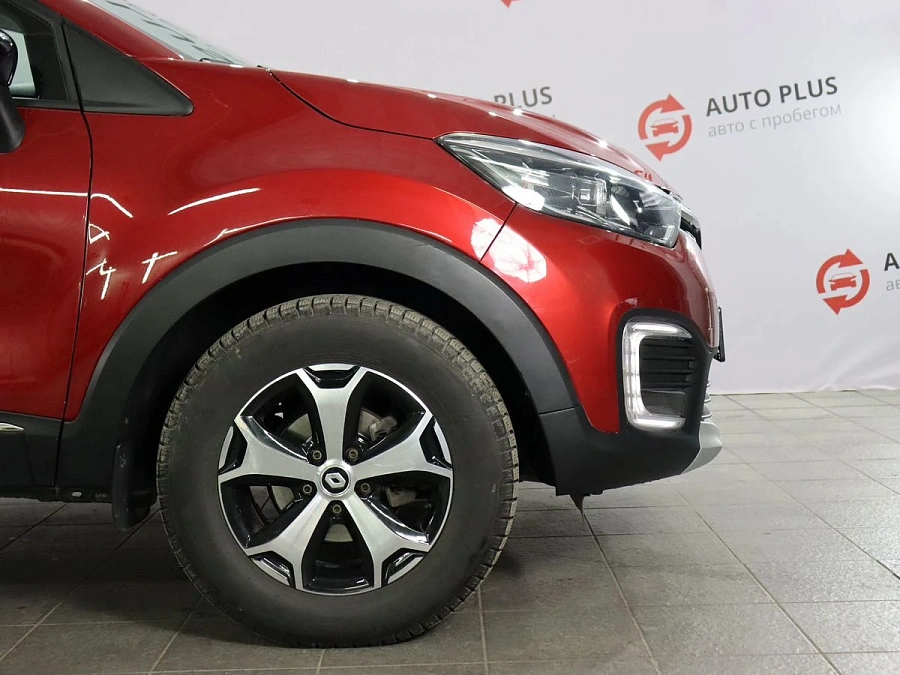 Renault Kaptur, 2021г., передний привод, вариатор
