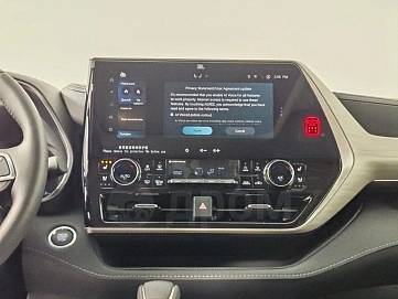 Toyota Highlander, 2025г, полный привод, автомат