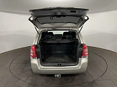 Opel Zafira, 2010г., передний привод, механика