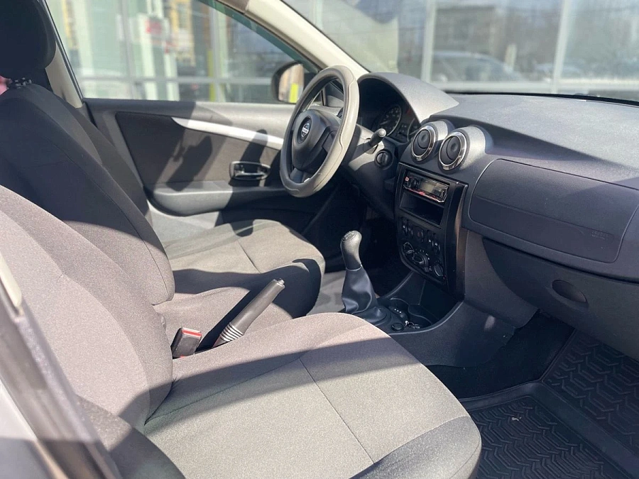 Nissan Almera, 2017г., передний привод, механика
