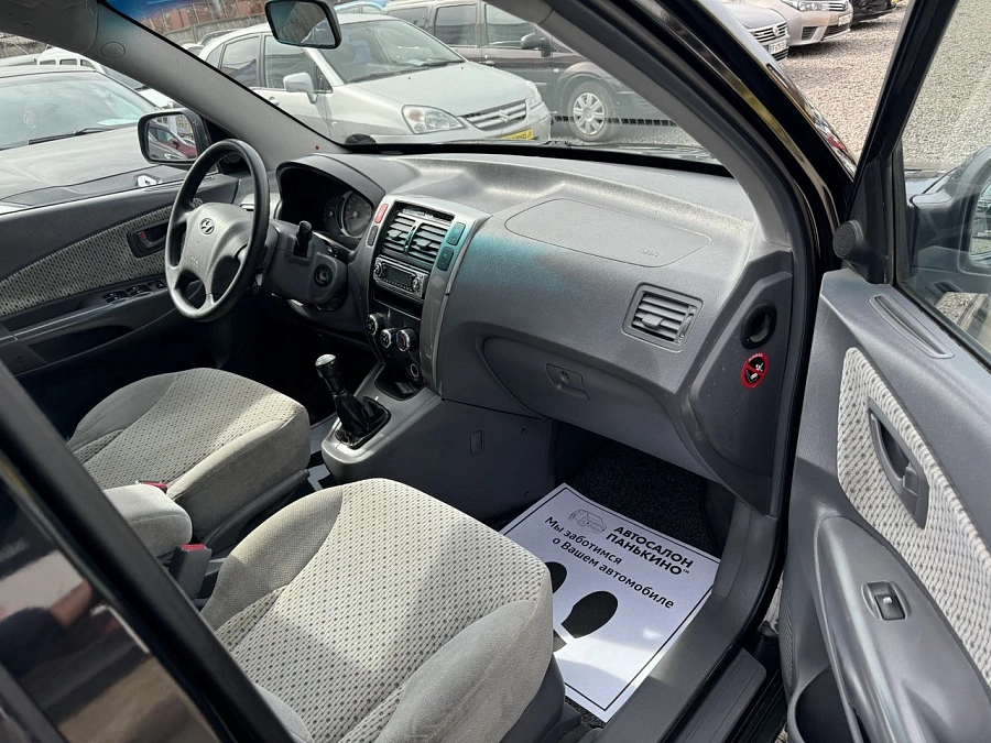 Hyundai Tucson, 2005г., передний привод, автомат