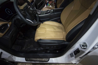 Hyundai Santa Fe, 2021г, полный привод, робот