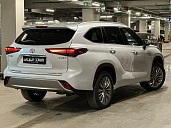Toyota Highlander, 2025г., полный привод, автомат