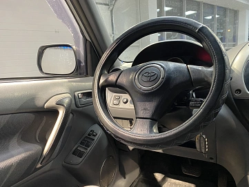 Toyota RAV4, 2003г, полный привод, автомат