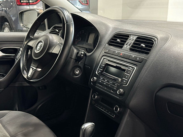 Volkswagen Polo, 2015г, передний привод, автомат