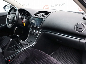 Mazda 6, 2007г, передний привод, механика