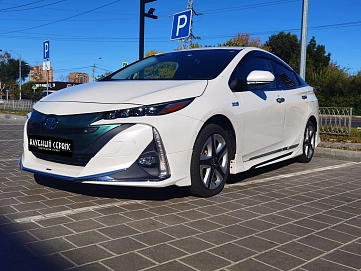 Toyota Prius, 2019г, передний привод, автомат