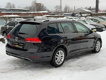 Volkswagen Golf, 2017г, передний привод, механика