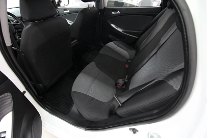 Hyundai Solaris, 2013г, передний привод, механика