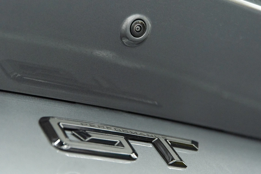 Ford Mustang, 2023г., задний привод, механика