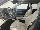 Volvo XC40, 2021г., полный привод, автомат