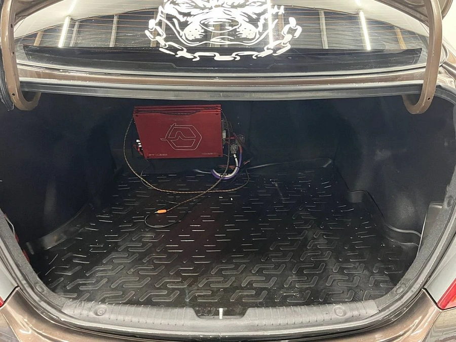 Hyundai Solaris, 2015г., передний привод, автомат