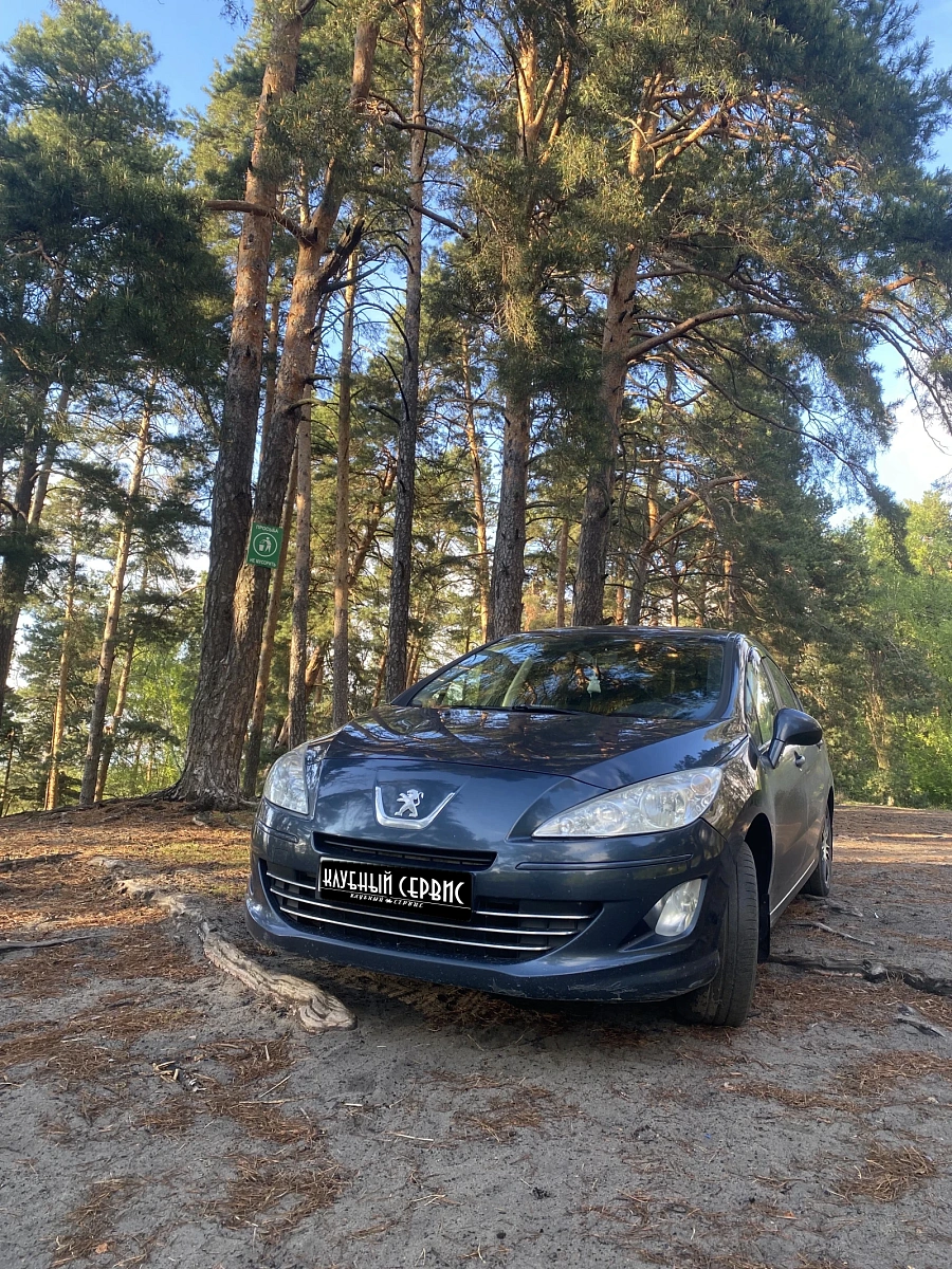 Peugeot 408, 2013г., передний привод, механика
