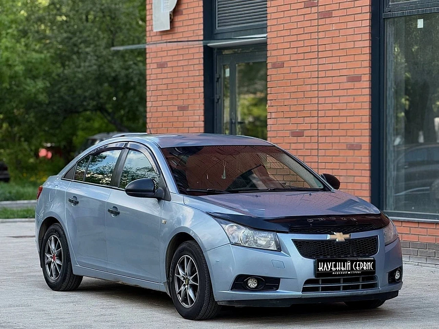 Chevrolet Cruze, 2010г., передний привод, автомат
