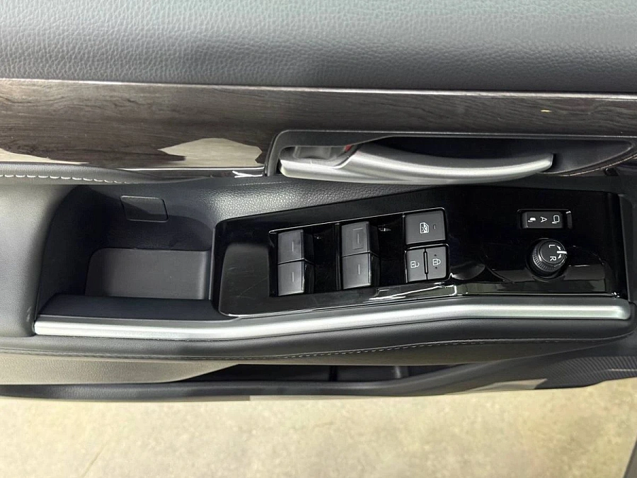 Toyota Highlander, 2025г., полный привод, автомат