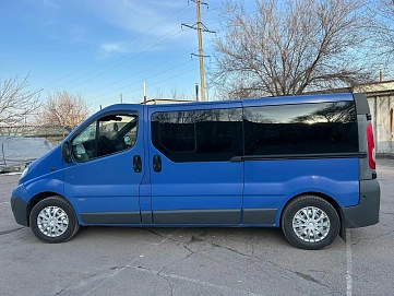 Opel Vivaro, 2009г, передний привод, механика