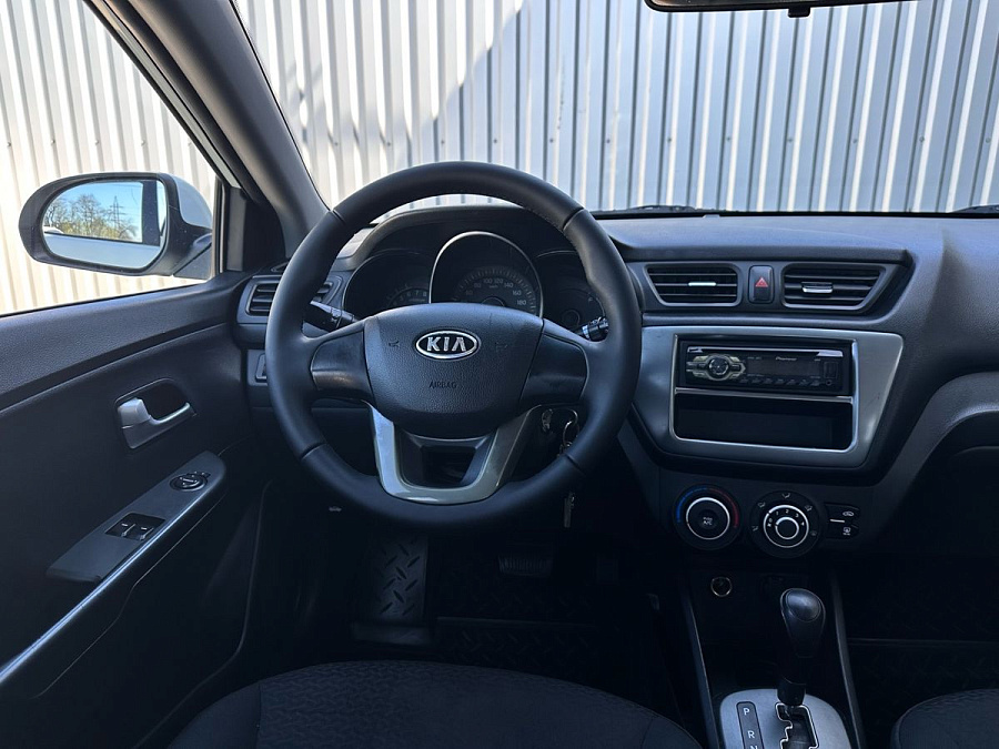 Kia Rio, 2012г., передний привод, автомат