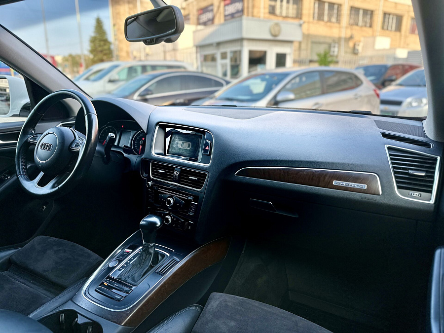 Audi Q5, 2016г., передний привод, автомат