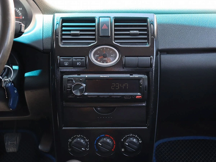 Lada (ВАЗ) Priora, 2008г., передний привод, механика