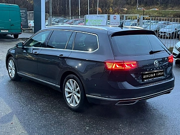 Volkswagen Passat, 2019г, полный привод, робот