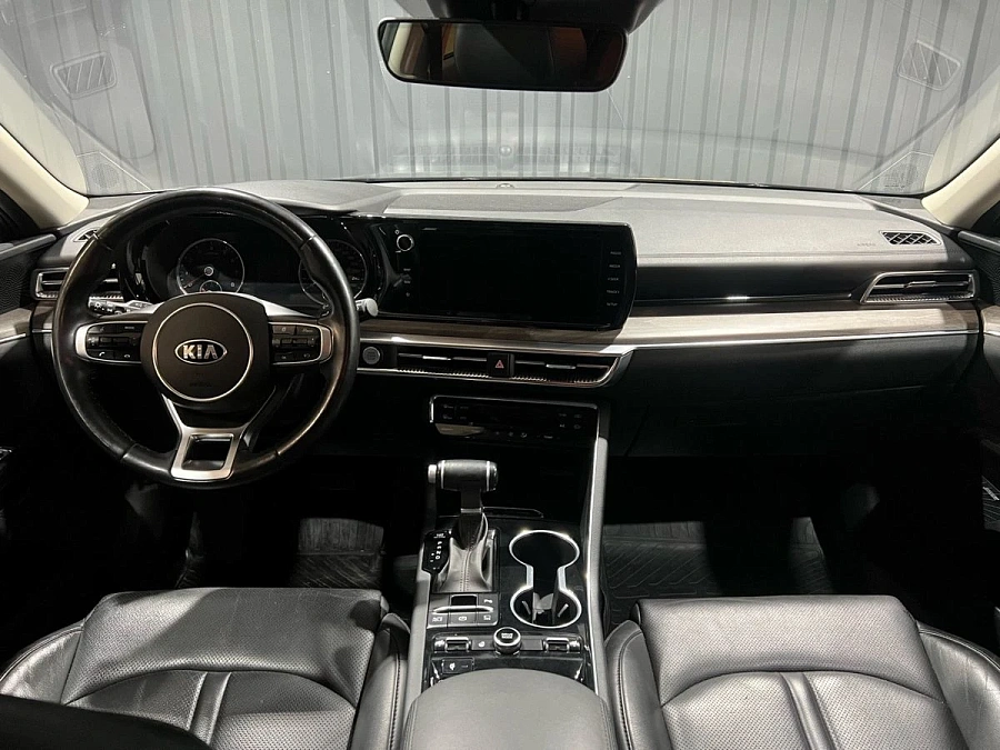 Kia K5, 2021г., передний привод, автомат