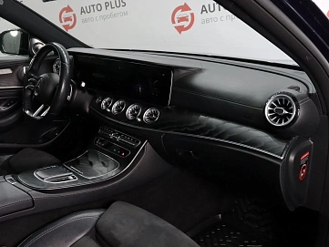 Mercedes-Benz E-Класс, 2020г, полный привод, автомат