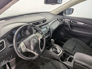 Nissan X-Trail, 2016г, передний привод, вариатор