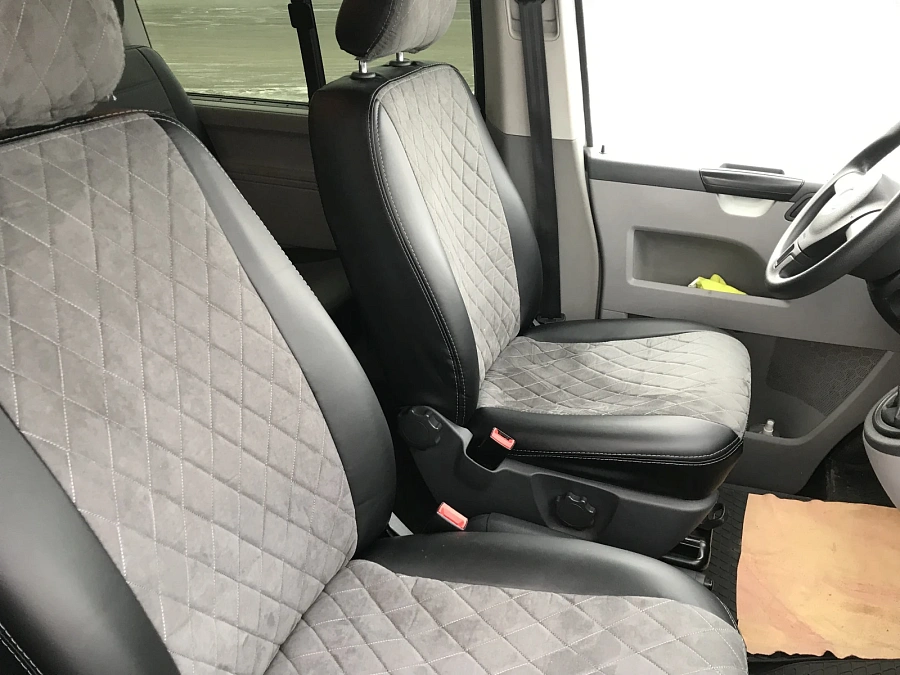 Volkswagen Caravelle, 2013г., передний привод, робот