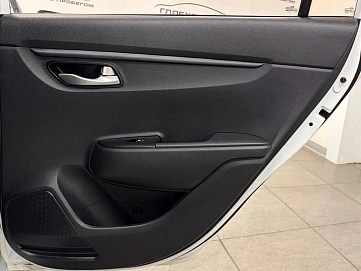 Kia Rio, 2018г, передний привод, автомат